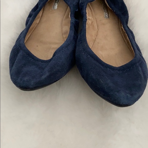 Size 5 flexible suede pointy flats - Picture 4 of 4